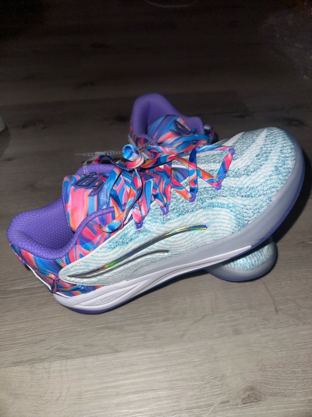 PUMA Stewie 4 Prism Basketball shoes